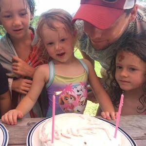 Meet your Posher, Emma